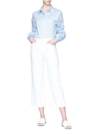 Figure View - Click To Enlarge - 72723 - Gathered sleeve cropped poplin shirt