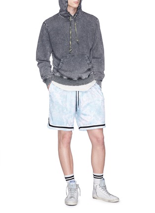 Figure View - Click To Enlarge - 10090 - Tie-dye basketball shorts