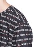 Detail View - Click To Enlarge - SACAI - 'Vector' slogan print pocket T-shirt