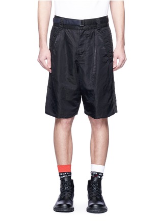Main View - Click To Enlarge - SACAI - Stripe outseam belted shorts