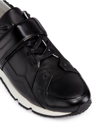 Detail View - Click To Enlarge - PIERRE HARDY - 'Comet' cube midsole leather sneakers