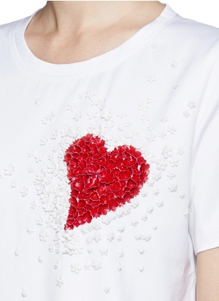 Detail View - Click To Enlarge - VALENTINO GARAVANI - 'L'amour' heart motif leather floral appliqué T-shirt