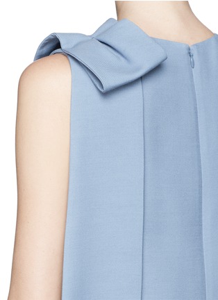 Detail View - Click To Enlarge - VALENTINO GARAVANI - Asymmetric bow wool-silk crepe couture top