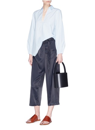 Figure View - Click To Enlarge - VINCE - Belted crossover front satin culottes