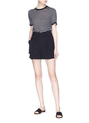 Figure View - Click To Enlarge - VINCE - Belted pleated crepe shorts