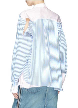 Back View - Click To Enlarge - SACAI - Colourblock cutout shoulder stripe shirt