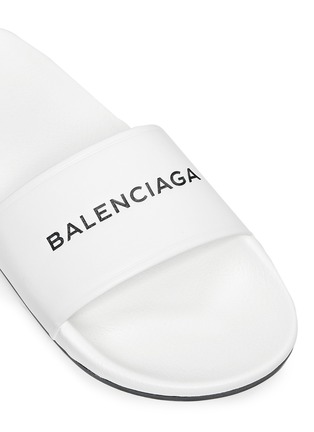 Detail View - Click To Enlarge - BALENCIAGA - Logo print pool slide sandals
