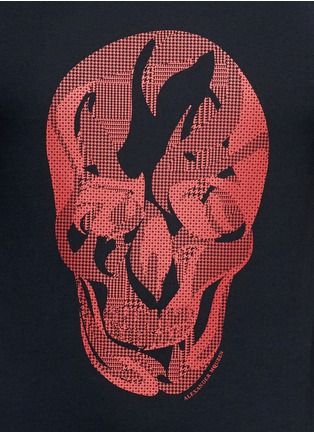 Detail View - Click To Enlarge - ALEXANDER MCQUEEN - Contrast pattern skull print T-shirt