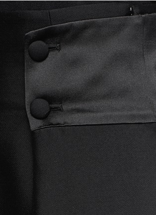 Detail View - Click To Enlarge - ALEXANDER MCQUEEN - Double breasted wool-silk shorts