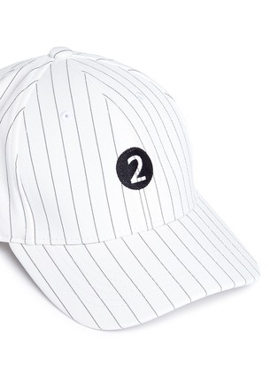 Detail View - Click To Enlarge - BOY VENDING MACHINE - 'Member 2' embroidered pinstripe baseball cap
