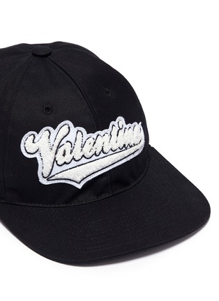 Detail View - Click To Enlarge - VALENTINO GARAVANI - Logo appliqué baseball cap