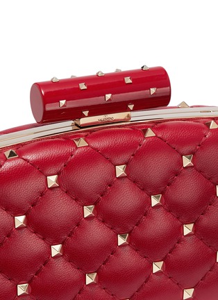 Detail View - Click To Enlarge - VALENTINO GARAVANI - 'Rockstud Spike' quilted leather minaudière