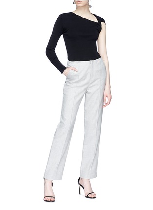 Figure View - Click To Enlarge - DION LEE - Asymmetric twist sleeve rib knit top