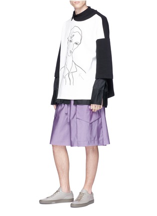 Figure View - Click To Enlarge - PRONOUNCE - Colourblock portrait embroidered oversized sweatshirt
