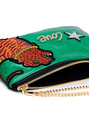 Detail View - Click To Enlarge - VENNA - Slogan tiger patch leather clutch