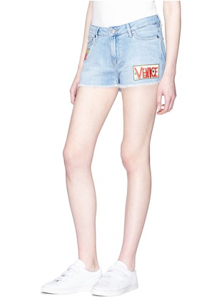 Front View - Click To Enlarge - MIRA MIKATI - 'Venice Beach' graphic appliqué denim shorts