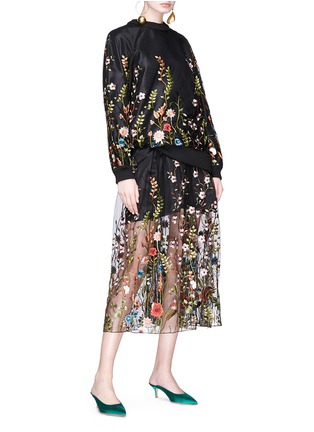 Figure View - Click To Enlarge - JONATHAN LIANG - Floral embroidered top