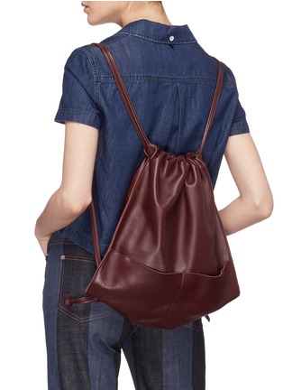 Figure View - Click To Enlarge - A-ESQUE - 'Draw Pack 01' leather drawstring backpack