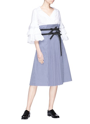 Figure View - Click To Enlarge - SHUSHU/TONG - Bow belt check poplin paperbag skirt