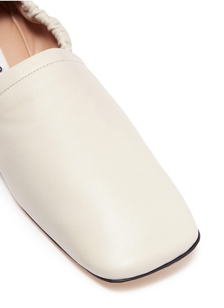 Detail View - Click To Enlarge - ACNE STUDIOS - Gathered counter leather loafers