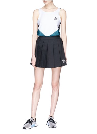 Figure View - Click To Enlarge - ADIDAS - 'Clrdo' pleated skirt