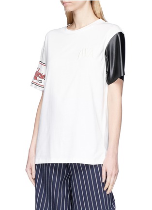 Front View - Click To Enlarge - JW ANDERSON - Logo patch colourblock sleeve unisex T-shirt