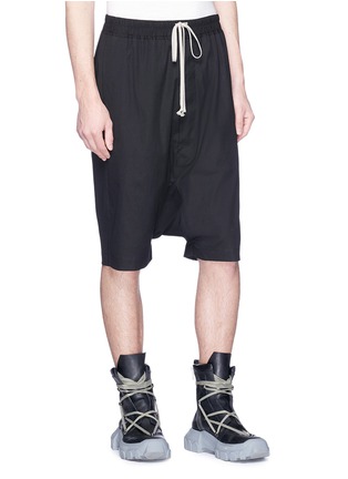 Front View - Click To Enlarge - RICK OWENS  - 'Pods' drop crotch poplin shorts