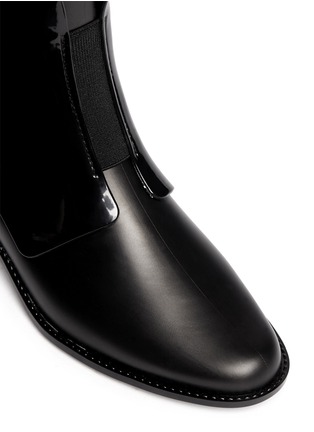 Detail View - Click To Enlarge - MELISSA - 'Necklace' glossy panel matte Chelsea boots