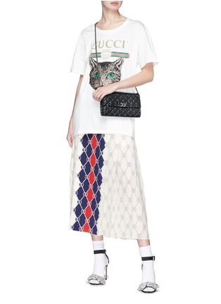 Figure View - Click To Enlarge - GUCCI - 'Gucci Rhombus' print colourblock pleated midi skirt