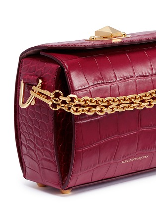 Detail View - Click To Enlarge - ALEXANDER MCQUEEN - 'Box Bag 19' in croc embossed leather