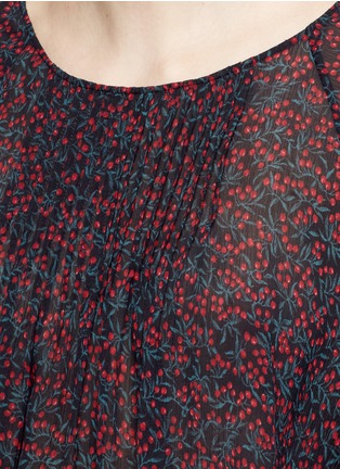 Detail View - Click To Enlarge - CHLOÉ - Cherry print crépon blouse