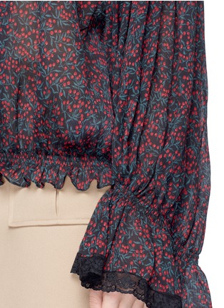 Detail View - Click To Enlarge - CHLOÉ - Cherry print crépon blouse