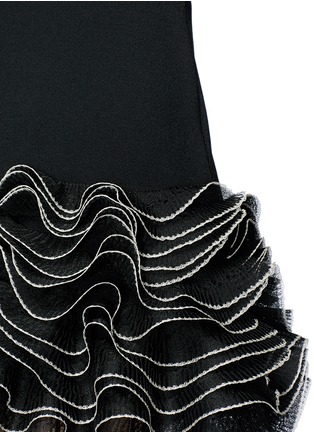 Detail View - Click To Enlarge - ALEXANDER MCQUEEN - Netted silk ruffle knit dress
