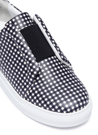 Detail View - Click To Enlarge - PIERRE HARDY - 'Mini Slider' gingham print leather kids skate slip-ons