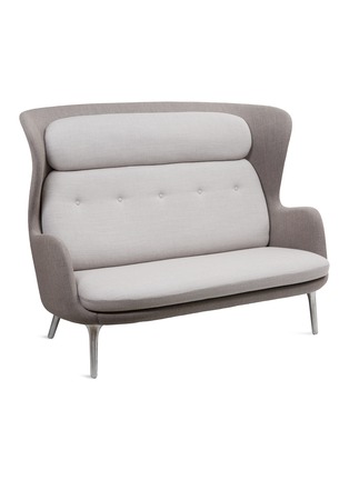  - MANKS - Ro™ 2-seater sofa – Warm Grey
