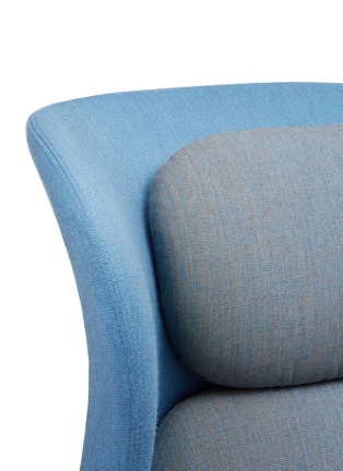Detail View - Click To Enlarge - MANKS - Ro™ easy chair – Blue