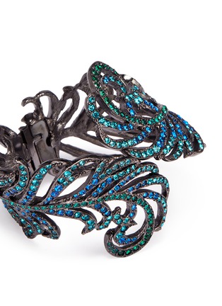 Detail View - Click To Enlarge - KENNETH JAY LANE - Glass crystal peacock feather shaped cuff