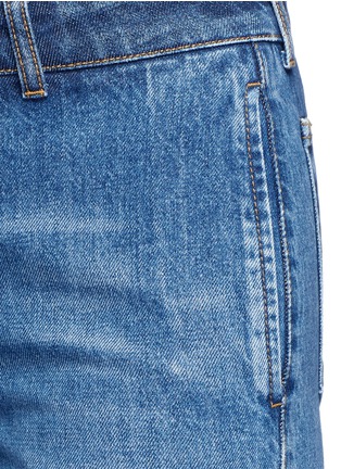 Detail View - Click To Enlarge - ALEXANDER MCQUEEN - Contrast wash flared denim pants