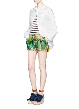 Figure View - Click To Enlarge - IBRIGU - One of a kind print drawstring silk shorts