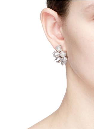Figure View - Click To Enlarge - BELINDA CHANG - 'Flora' white gold silver earrings