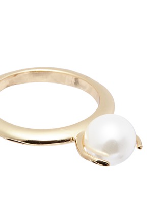 Detail View - Click To Enlarge - MICHELLE CAMPBELL - 'Nielsen Claw' faux pearl ring