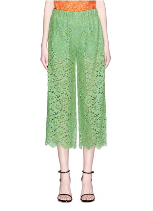 Main View - Click To Enlarge - GUCCI - Floral leaf rebrode lace culottes