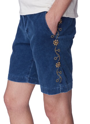 Detail View - Click To Enlarge - 73387 - Floral stud outseam corduroy shorts