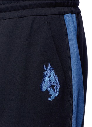 Detail View - Click To Enlarge - FENG CHEN WANG - Horse embroidered jogging pants
