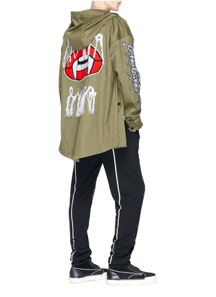Figure View - Click To Enlarge - HACULLA - Skull fang patch hooded jacket