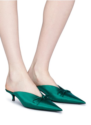 Figure View - Click To Enlarge - BALENCIAGA - 'Knife' bow satin mules