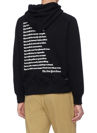 Back View - Click To Enlarge - SACAI - x The New York Times 'Truth' slogan print hoodie