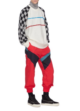 Figure View - Click To Enlarge - 72951 - Belted colourblock panel track pants