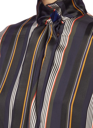 Detail View - Click To Enlarge - ROKSANDA - Tie neck stripe shirt