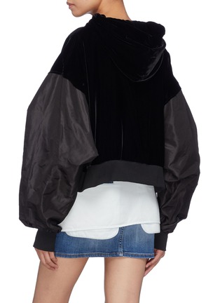 Back View - Click To Enlarge - BEN TAVERNITI UNRAVEL PROJECT  - Contrast extra long sleeve cropped velvet zip hoodie